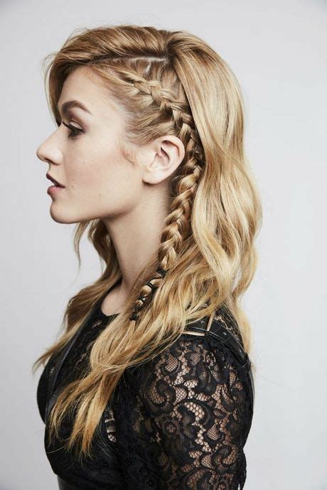 chignon viking femme|Coupe Viking : 40 idées de coiffure viking – Viking Shop